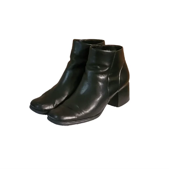 Women Vintage Leather Black Chunky Heel Ankle Boots By Croft and Barrow Size 10M - Picture 2 of 9